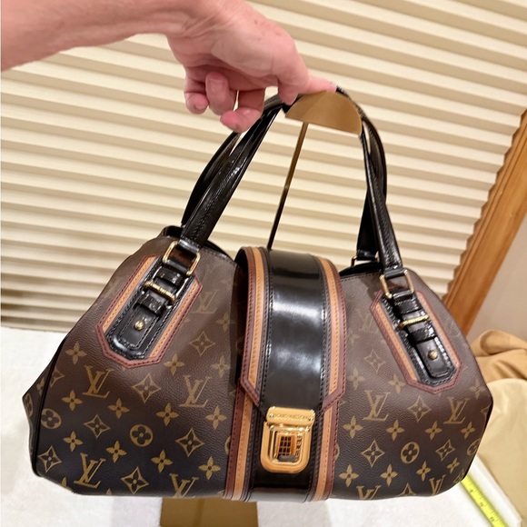 Louis Vuitton Handbags - Louis Vuitton monogram Griet handbag